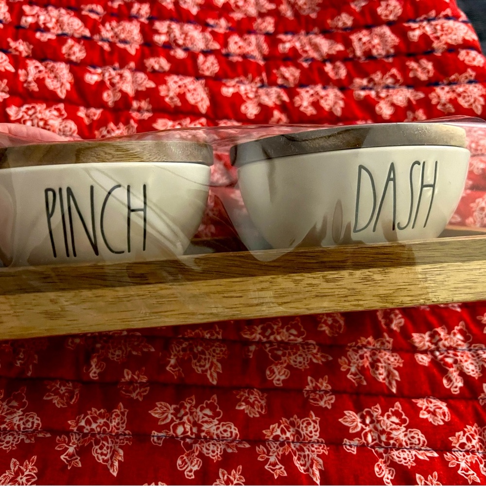 Rae Dunn PINCH DASH Ceramic Salt & Pepper Cellar Set with Wood Tray